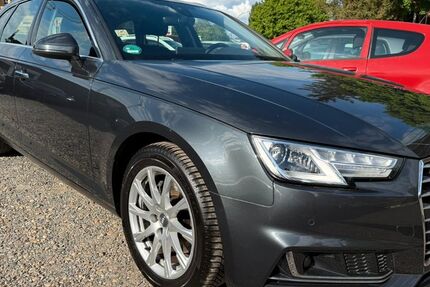 Audi A4 82.556 km 22.990 € Hamburg 22179