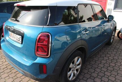 Mini Cooper SE Countryman 84.254 km 20.490 € Waldbüttelbrunn 97297