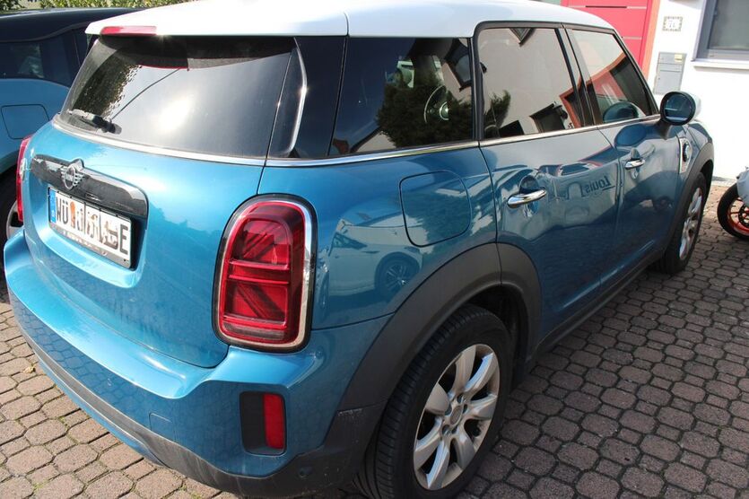 Mini Cooper SE Countryman 84.254 km 20.490 € Waldbüttelbrunn 97297