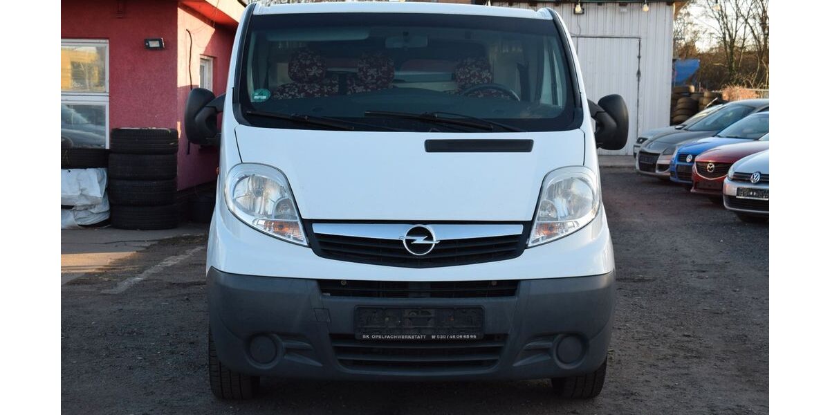 Opel Vivaro 205.000 km 5.499 &euro; Berlin 13597