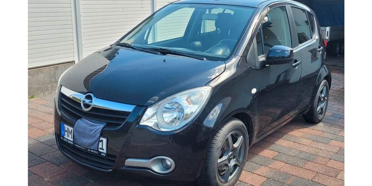 Opel Agila 92.137 km 3.499 &euro; Halle 37620