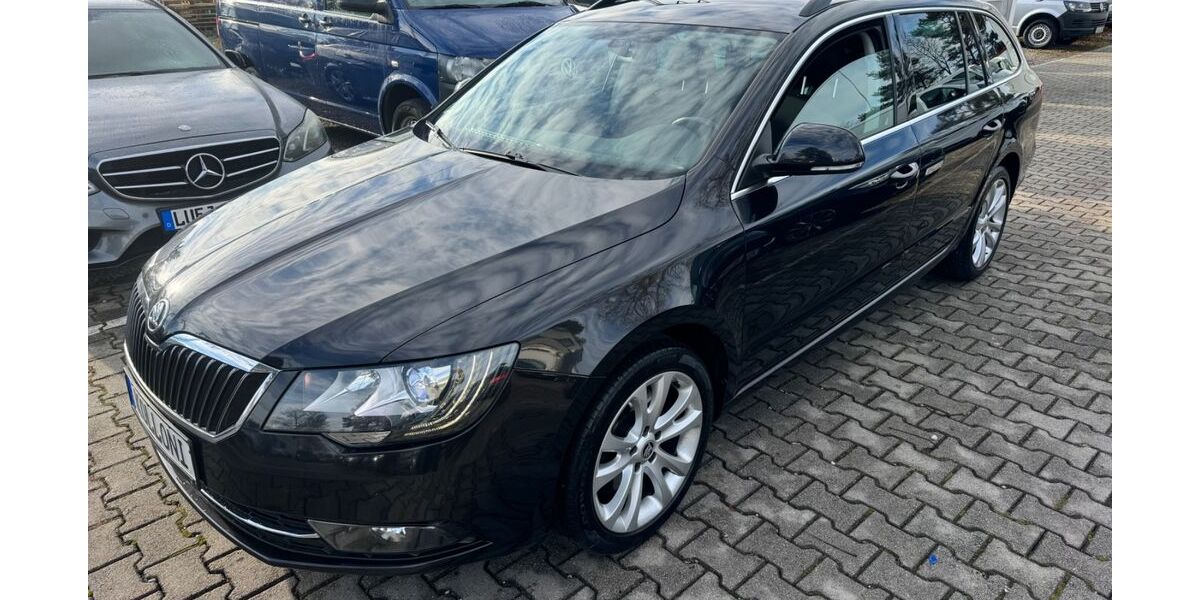 Skoda Superb 208.546 km 8.499 € München OT Aubing-Lochhausen-Langwied 81243