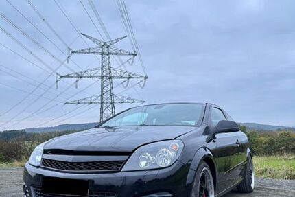 Opel Astra 116.300 km 4.499 € Siegen 57072