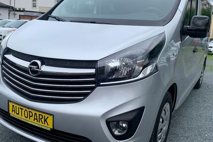 Opel Vivaro 196.000 km 12.990 &euro; Heidenau 01809