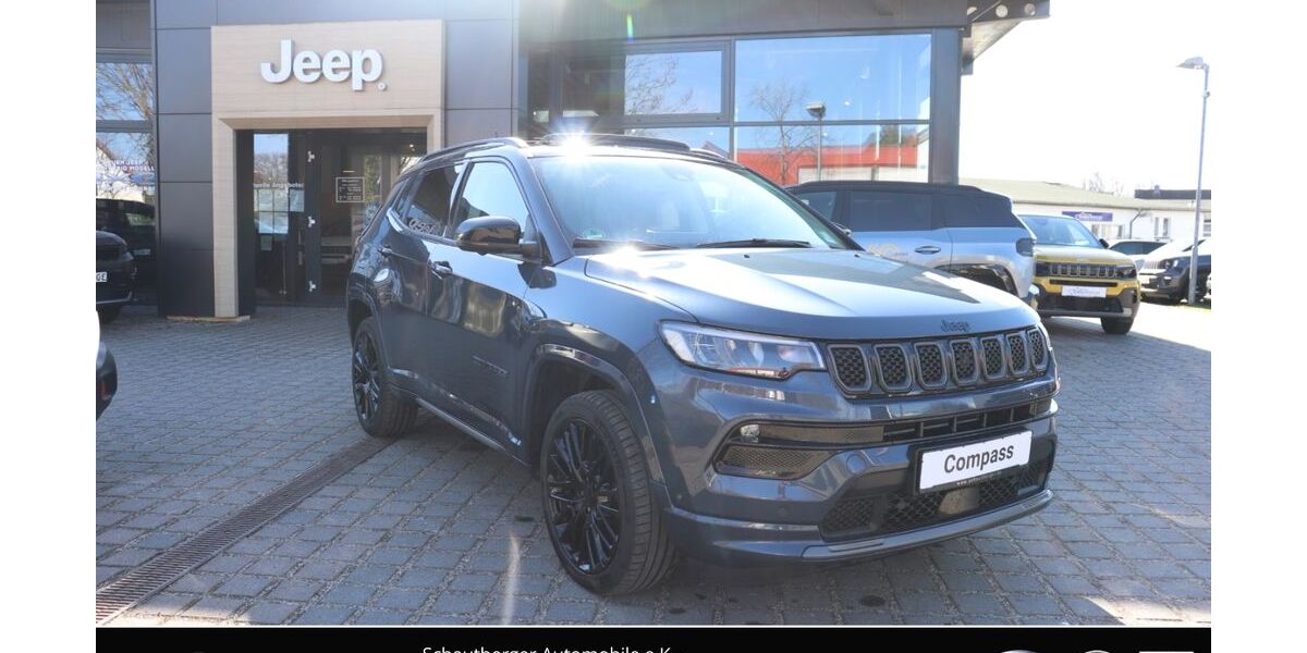 Jeep Compass 63.000 km 29.990 &euro; Potsdam 14482