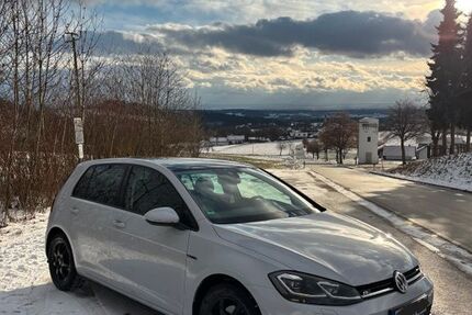 VW Golf 83.000 km 17.900 &euro; Hunderdorf 94336