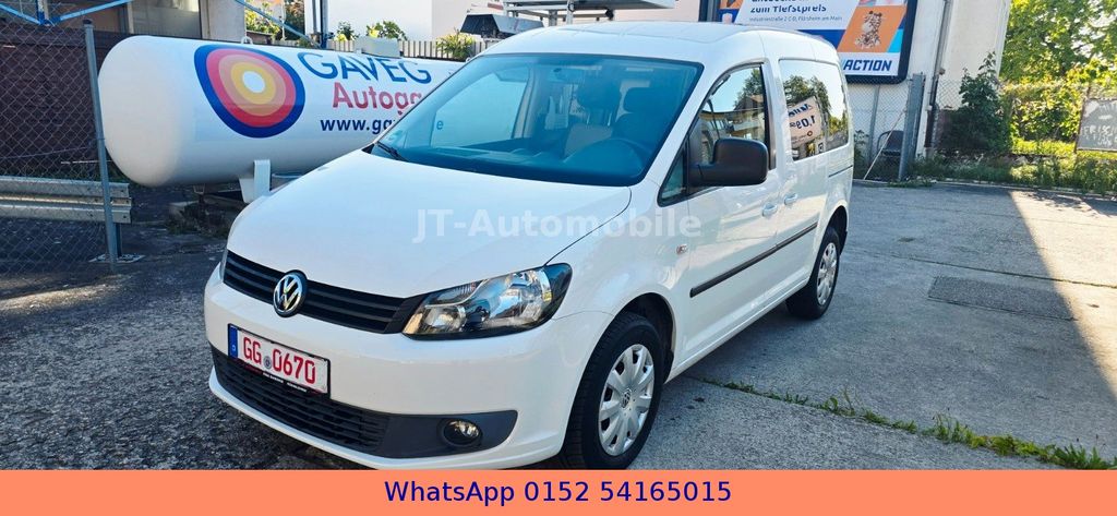 VW Caddy 182.000 km 5.900 &euro; Rüsselsheim am Main 65428