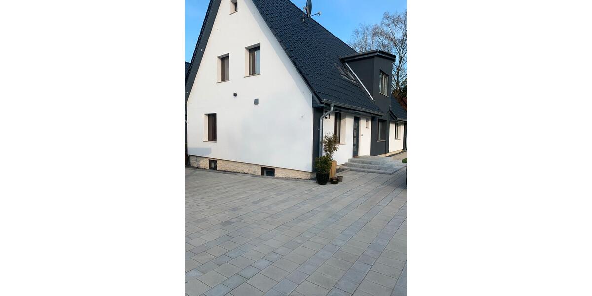 Dachgeschoßwohnung Lüneburg - 3 Zimmer, 95 m&sup2;, 1.000&euro; | Angebot:26386030