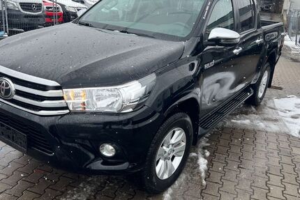 Toyota Hilux 250.000 km 19.900 &euro; Nürnberg 90431