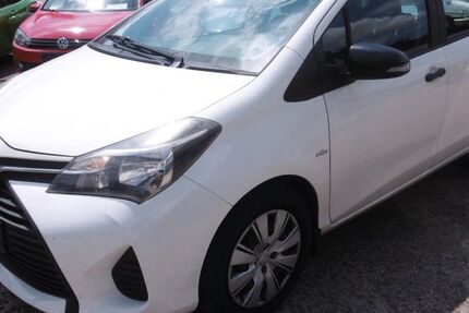Toyota Yaris 78.550 km 7.300 € Kitzingen 97318