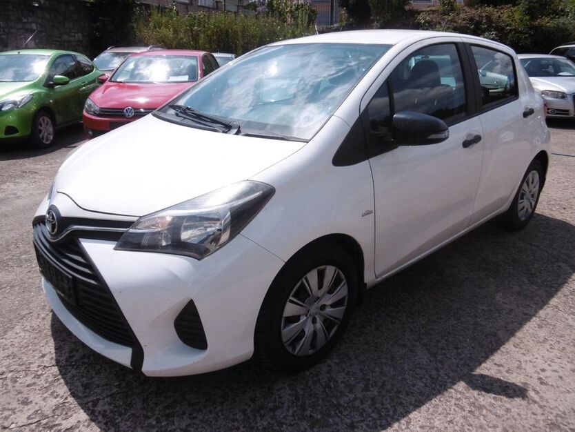 Toyota Yaris 78.550 km 7.300 € Kitzingen 97318