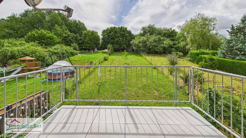 CHARMANTE 45 M² Wohnung MIT TOLLER AUSSICHT IN FREUDENBURG!