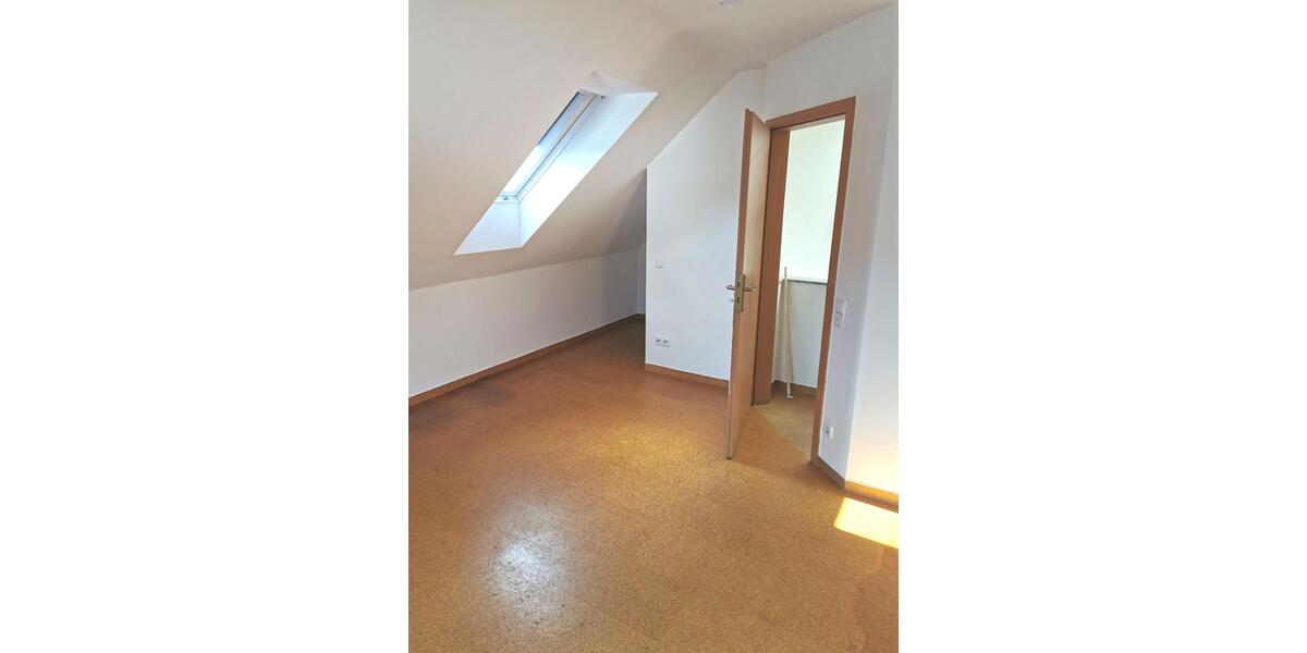 Maisonettenwohnung Göppingen Bruckwasen - 3.5 Zimmer, 80 m&sup2;, 267.000&euro; | Angebot:26022297