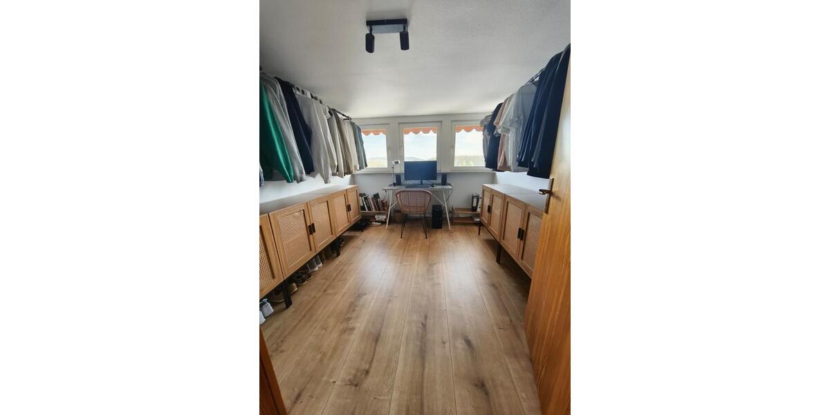 Dachgeschoßwohnung Oestrich-Winkel Winkel - 3.5 Zimmer, 66 m&sup2;, 295.000&euro; | Angebot:26335600