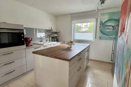 Luxuriös ausgestattetes Reiheneckhaus mit grünem Rückzugsort 4 zimmer