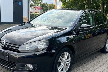 VW Golf 152.300 km 5.999 € Lübeck 23560