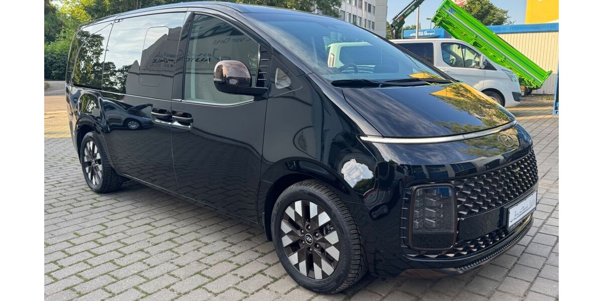Hyundai STARIA 41.887 km 38.985 &euro; Chemnitz 09120