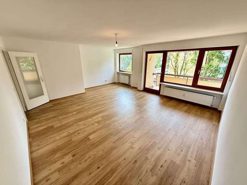 Wohnung zum Kaufen in Rosenheim 384.000 € 93 m²