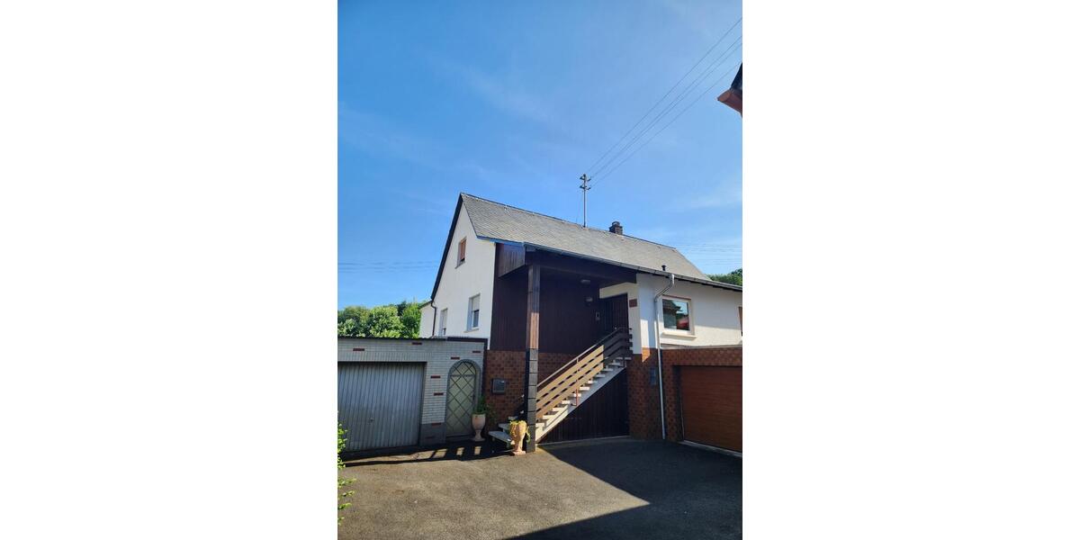 Großes Haus von Privat mit GartenGarageSchuppenGrillstelle 10 zimmer