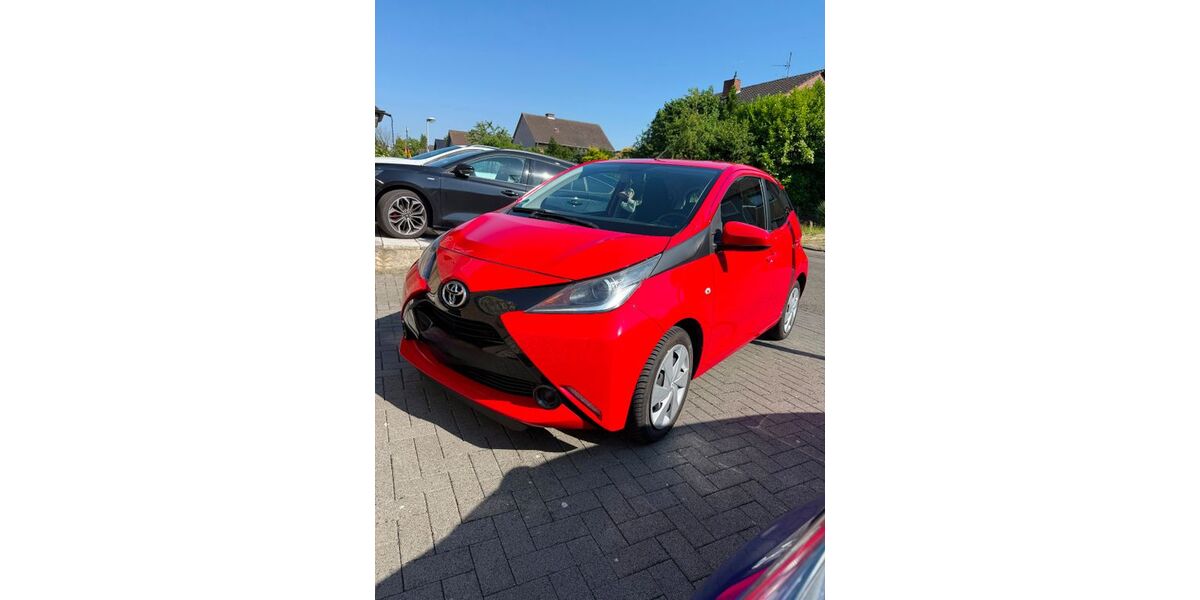 Toyota Aygo (X) 89.240 km 6.500 &euro; Köln 50769