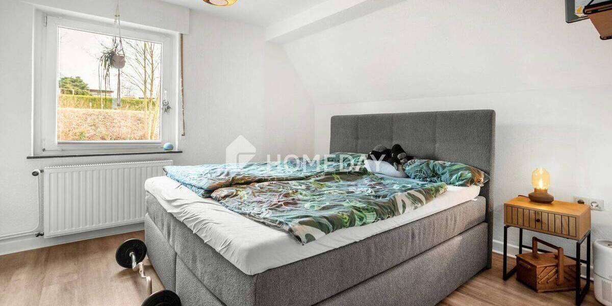 Mehrfamilienhaus, Wohnhaus Meschede Wennemen - 4 Zimmer, 130 m&sup2;, 220.000&euro; | Angebot:25697574