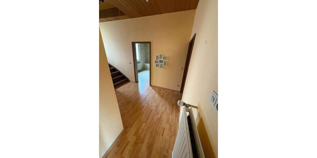 Mehrfamilienhaus, Wohnhaus Ludwigshafen Rheingönheim - 8 Zimmer, 206 m&sup2;, 550.000&euro; | Angebot:25717517