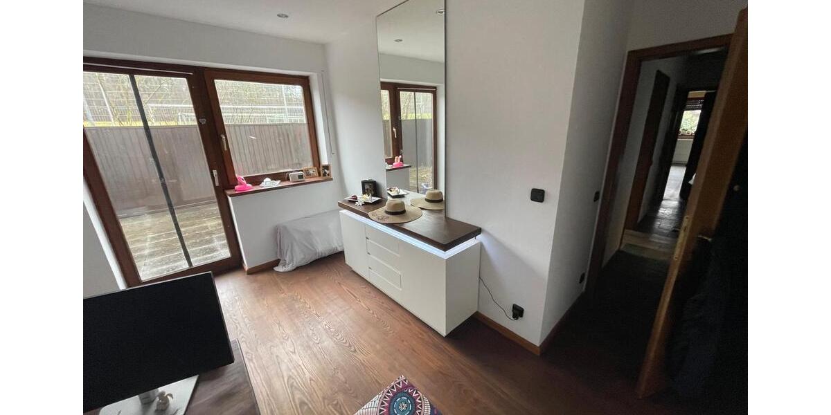 Erdgeschoßwohnung Schnaittach - 4 Zimmer, 166 m&sup2;, 1.400&euro; | Angebot:25283579