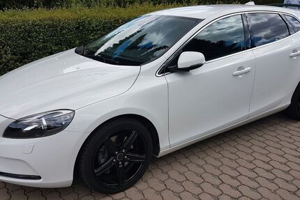 Volvo V40 220.000 km 8.600 &euro; Lörrach 79540
