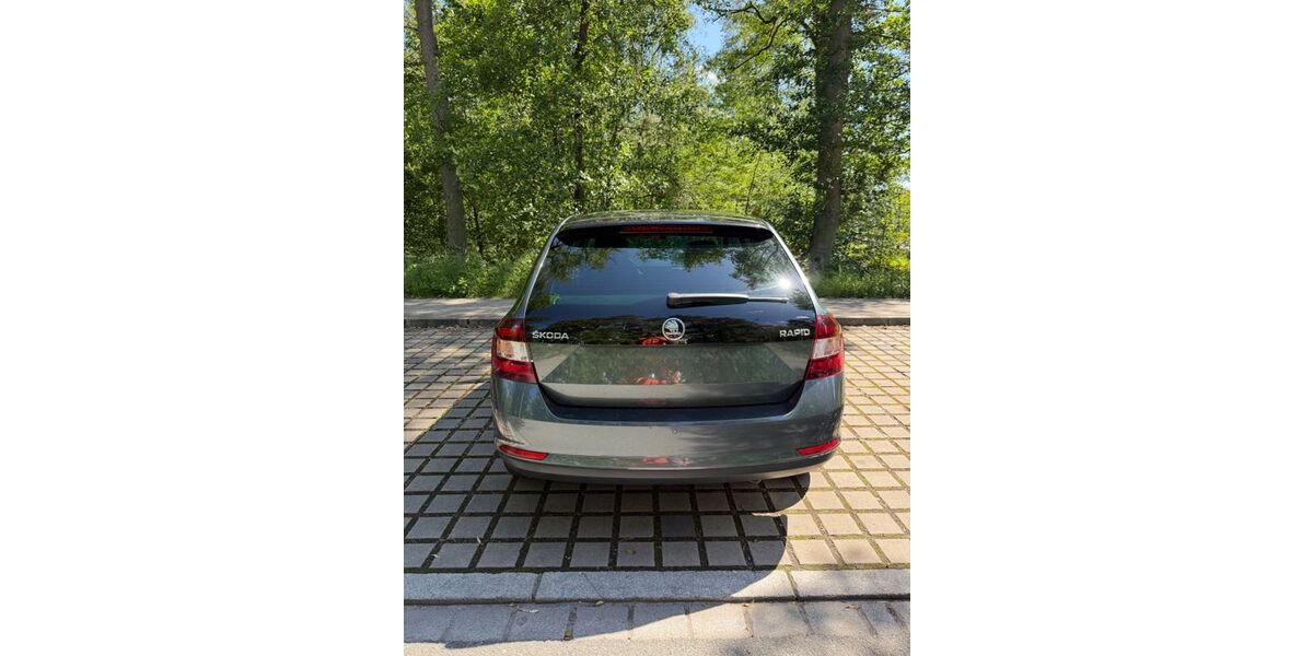 Skoda Rapid 65.000 km 11.000 &euro; Erlangen 91058