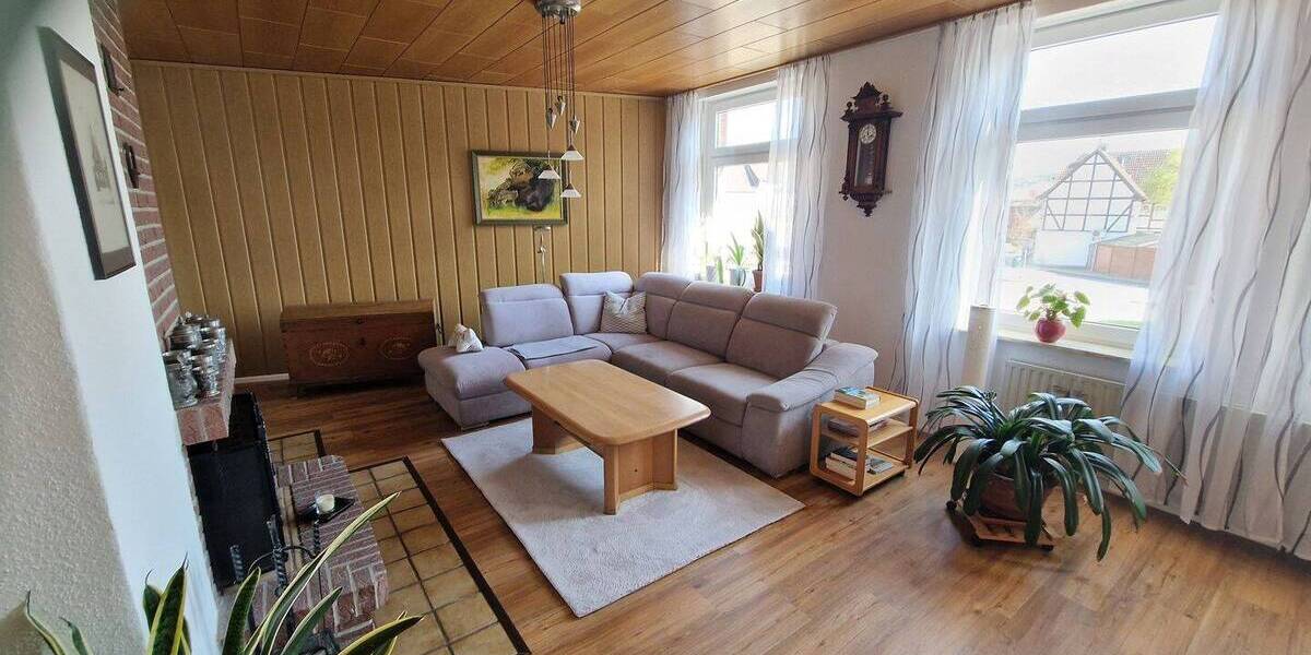Mehrfamilienhaus, Wohnhaus Grasleben - 7 Zimmer, 185 m&sup2;, 190.000&euro; | Angebot:26703004