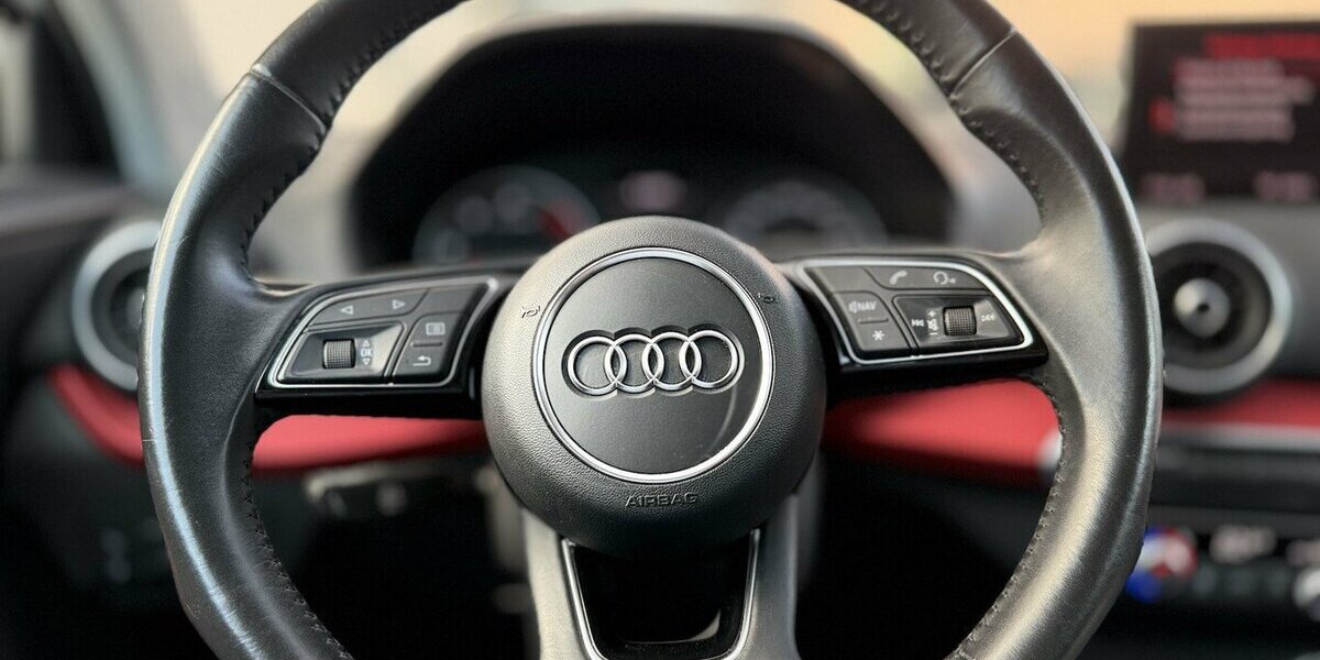 Audi Q2 35 TDI Sport / S Line / KeylessGO / AHK 55.000 km 24.680 &euro; Mönchengladbach 41066