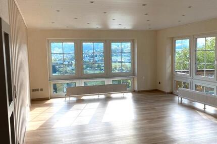 Wohnung Bad Karlshafen - 3 Zimmer, 111 m&sup2;, 710&euro; | Angebot:27554376