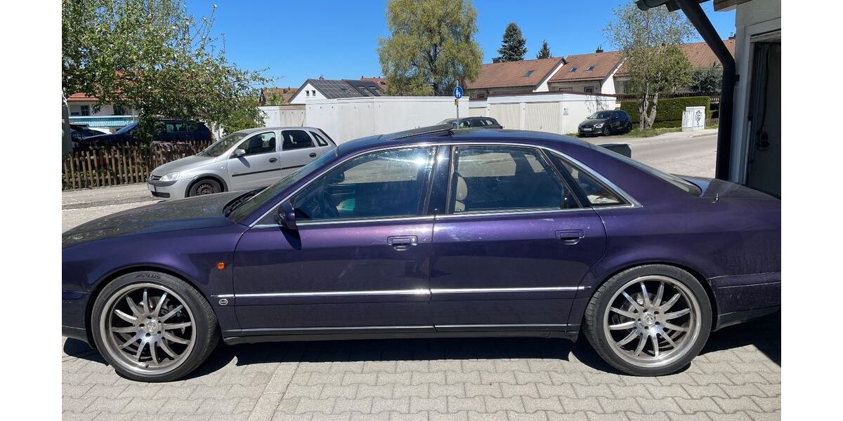 Audi A8 250.000 km 4.500 &euro; Kaufbeuren 87600