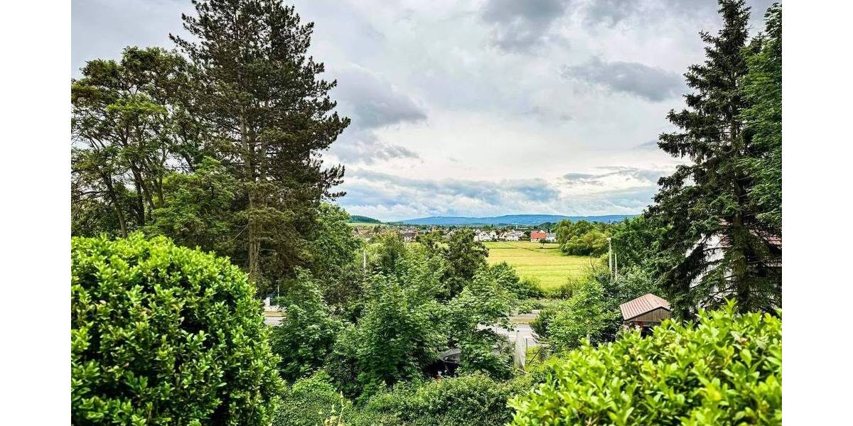 Etagenwohnung Kassel Wolfsanger/Hasenhecke - 3 Zimmer, 148 m&sup2;, 225.000&euro; | Angebot:26908868