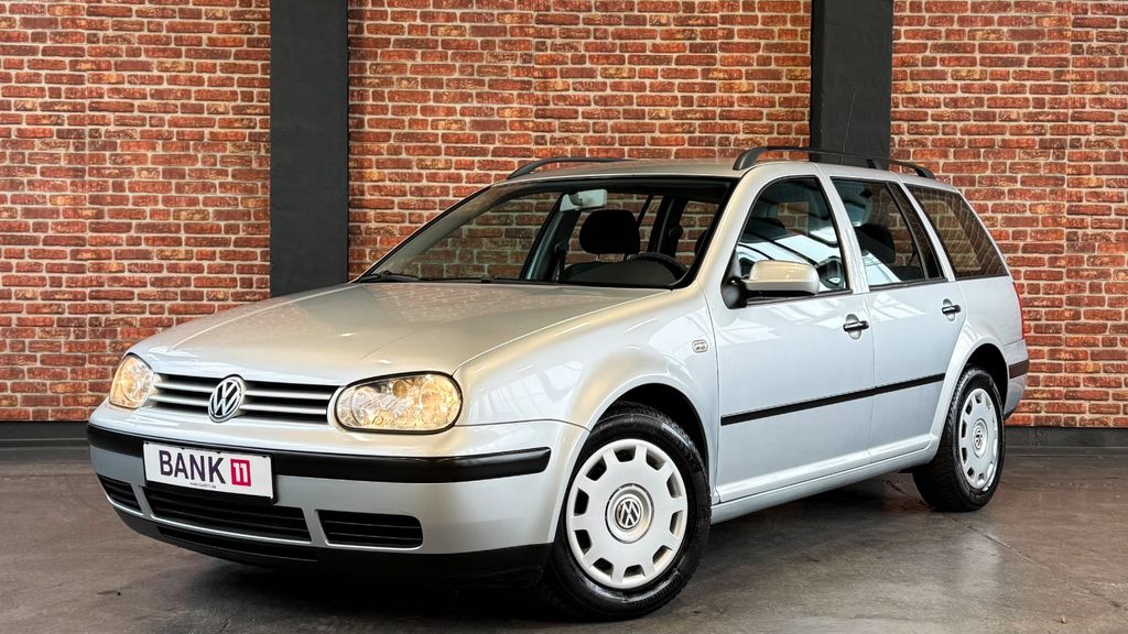 VW Golf 229.594 km 3.399 &euro; Dresden 01139