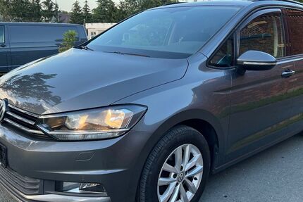 VW Touran 111.000 km 13.700 &euro; Werdau 08412