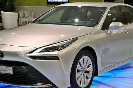 Toyota Mirai 29.840 km 13.950 &euro; Troisdorf 53842