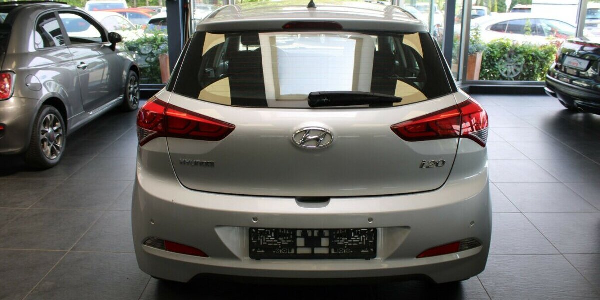 Hyundai i20 1.0 - Klima - 111.957 km 8.980 &euro; Euskirchen 53881