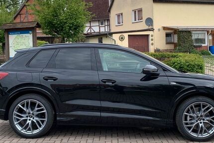 Audi Q4 1 km 57.599 &euro; Beienrode bei Göttingen 37130