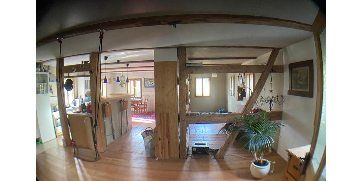 Einfamilienhaus Großröhrsdorf - 6 Zimmer, 140 m&sup2;, 160.000&euro; | Angebot:25523323