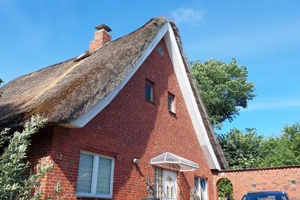 Haus Kellinghusen - 5 Zimmer, 100 m&sup2;, 130.000&euro; | Angebot:27066377