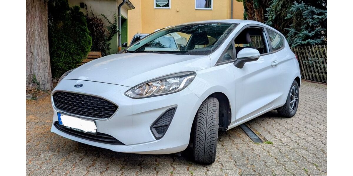 Ford Fiesta 104.967 km 5.900 &euro; Sankt Augustin 53757
