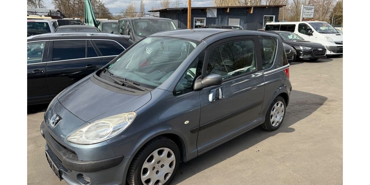 Peugeot 1007 180.000 km 1.799 &euro; Frankfurt am Main 60486