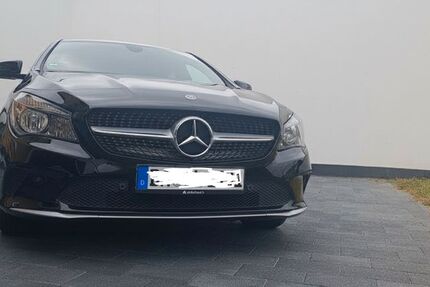 Mercedes-Benz CLA 220 Shooting Brake 185.000 km 14.900 € Messel 64409