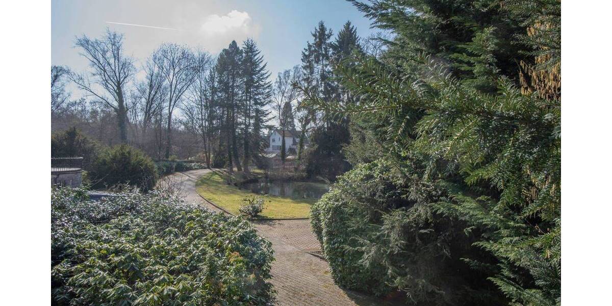 Einfamilienhaus Neu-Anspach Anspach - 5 Zimmer, 203 m&sup2;, 495.000&euro; | Angebot:26107301