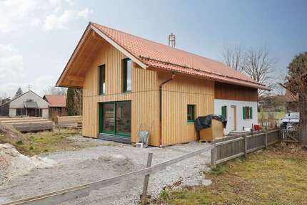 Haus zum Mieten in Huglfing 2.100 € 155 m²