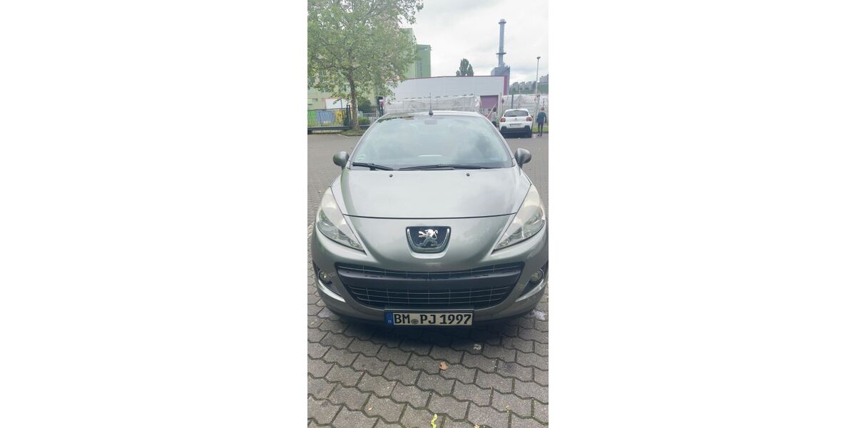 Peugeot 207 240.139 km 1.950 &euro; Bonn 53115