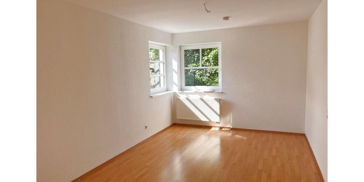 Etagenwohnung Löbau - 1 Zimmer, 32 m&sup2;, 460&euro; | Angebot:26662904