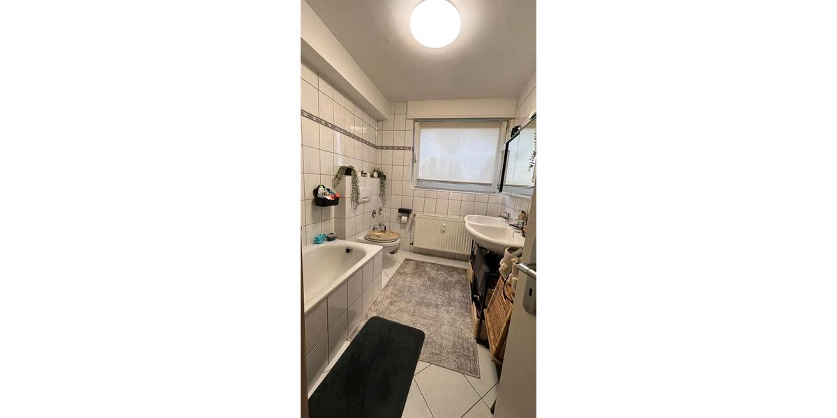 Etagenwohnung Remscheid Lüttringhausen - 3 Zimmer, 90 m&sup2;, 750&euro; | Angebot:25981072