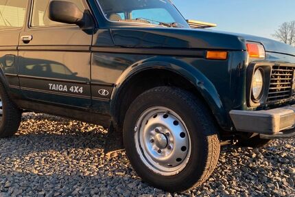Lada Niva 132.850 km 3.690 &euro; Mockrehna 04862